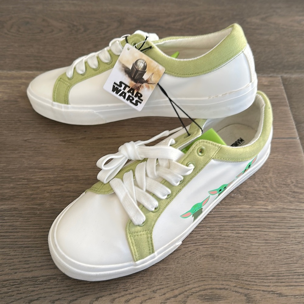 Star Wars Mandalorian Grogu Yoda Sneakers 8
